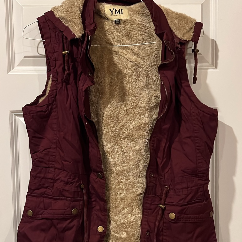 YMI Women's Burgundy Vest with Faux Fur Lining